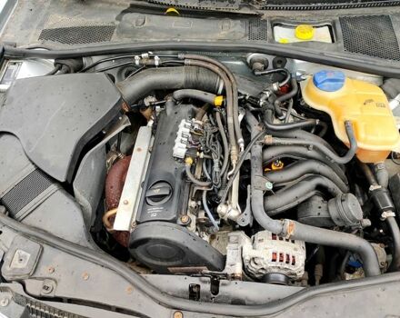 Серый Фольксваген Пассат, объемом двигателя 1.6 л и пробегом 351 тыс. км за 4500 $, фото 5 на Automoto.ua