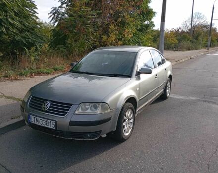 Серый Фольксваген Пассат, объемом двигателя 1.9 л и пробегом 220 тыс. км за 1907 $, фото 1 на Automoto.ua