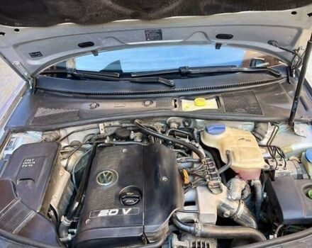 Серый Фольксваген Пассат, объемом двигателя 1.78 л и пробегом 330 тыс. км за 5400 $, фото 7 на Automoto.ua