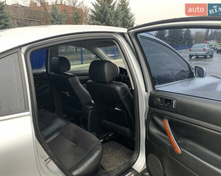 Серый Фольксваген Пассат, объемом двигателя 1.78 л и пробегом 210 тыс. км за 4400 $, фото 9 на Automoto.ua