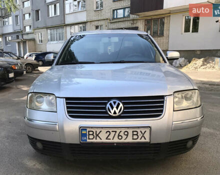 Серый Фольксваген Пассат, объемом двигателя 1.98 л и пробегом 355 тыс. км за 4000 $, фото 1 на Automoto.ua