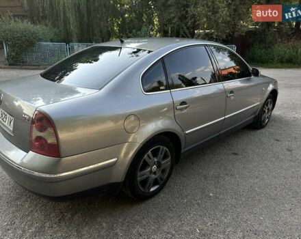 Серый Фольксваген Пассат, объемом двигателя 2.32 л и пробегом 388 тыс. км за 4650 $, фото 4 на Automoto.ua