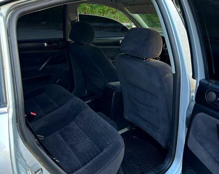 Серый Фольксваген Пассат, объемом двигателя 1.6 л и пробегом 206 тыс. км за 3800 $, фото 4 на Automoto.ua