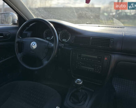 Серый Фольксваген Пассат, объемом двигателя 2 л и пробегом 256 тыс. км за 5600 $, фото 42 на Automoto.ua