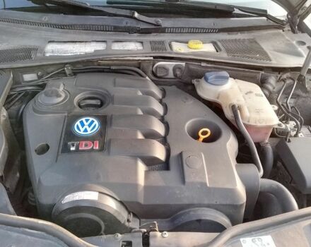 Серый Фольксваген Пассат, объемом двигателя 1.9 л и пробегом 200 тыс. км за 3400 $, фото 6 на Automoto.ua