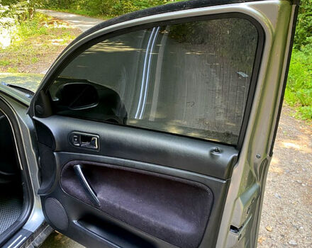 Сірий Фольксваген Пассат, об'ємом двигуна 1.8 л та пробігом 296 тис. км за 5700 $, фото 10 на Automoto.ua