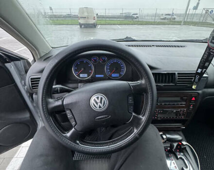 Сірий Фольксваген Пассат, об'ємом двигуна 1.9 л та пробігом 402 тис. км за 4200 $, фото 16 на Automoto.ua