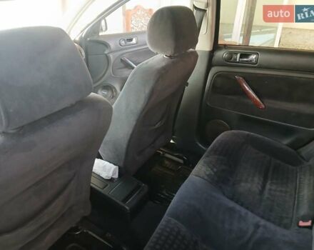 Серый Фольксваген Пассат, объемом двигателя 1.9 л и пробегом 254 тыс. км за 3700 $, фото 1 на Automoto.ua