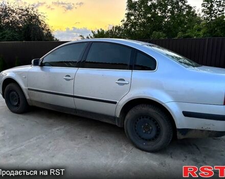 Сірий Фольксваген Пассат, об'ємом двигуна 1.8 л та пробігом 200 тис. км за 4500 $, фото 5 на Automoto.ua