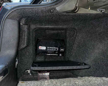 Серый Фольксваген Пассат, объемом двигателя 1.6 л и пробегом 286 тыс. км за 5200 $, фото 28 на Automoto.ua