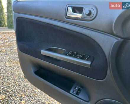 Серый Фольксваген Пассат, объемом двигателя 2 л и пробегом 256 тыс. км за 5600 $, фото 19 на Automoto.ua