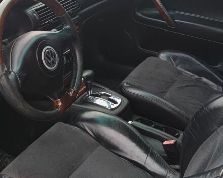 Серый Фольксваген Пассат, объемом двигателя 1.8 л и пробегом 359 тыс. км за 3450 $, фото 6 на Automoto.ua