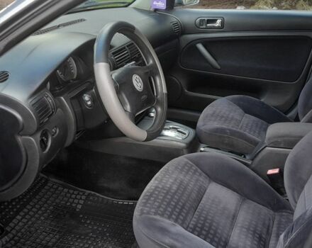 Серый Фольксваген Пассат, объемом двигателя 2.5 л и пробегом 320 тыс. км за 4500 $, фото 3 на Automoto.ua