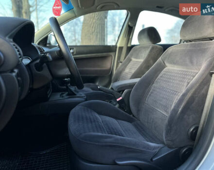 Серый Фольксваген Пассат, объемом двигателя 2 л и пробегом 256 тыс. км за 5600 $, фото 22 на Automoto.ua