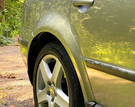 Сірий Фольксваген Пассат, об'ємом двигуна 1.8 л та пробігом 296 тис. км за 5700 $, фото 5 на Automoto.ua