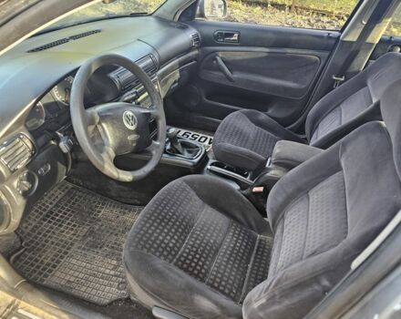 Сірий Фольксваген Пассат, об'ємом двигуна 2 л та пробігом 400 тис. км за 1300 $, фото 7 на Automoto.ua