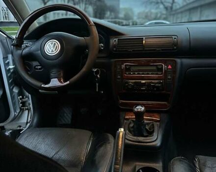 Сірий Фольксваген Пассат, об'ємом двигуна 1.78 л та пробігом 318 тис. км за 3300 $, фото 29 на Automoto.ua