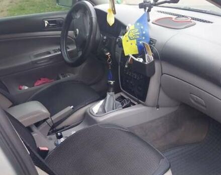 Серый Фольксваген Пассат, объемом двигателя 1.78 л и пробегом 301 тыс. км за 5000 $, фото 7 на Automoto.ua