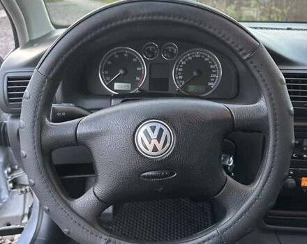 Сірий Фольксваген Пассат, об'ємом двигуна 1.6 л та пробігом 215 тис. км за 5200 $, фото 14 на Automoto.ua