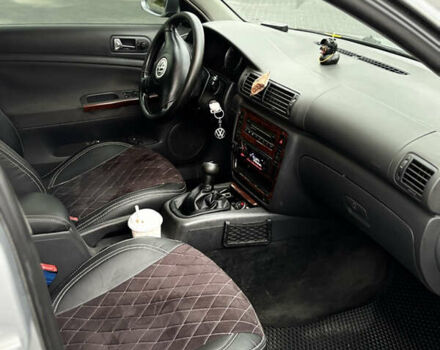 Сірий Фольксваген Пассат, об'ємом двигуна 1.78 л та пробігом 422 тис. км за 5600 $, фото 7 на Automoto.ua