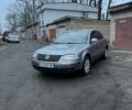 Серый Фольксваген Пассат, объемом двигателя 1.8 л и пробегом 285 тыс. км за 3900 $, фото 1 на Automoto.ua