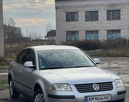 Сірий Фольксваген Пассат, об'ємом двигуна 1.6 л та пробігом 305 тис. км за 4500 $, фото 1 на Automoto.ua