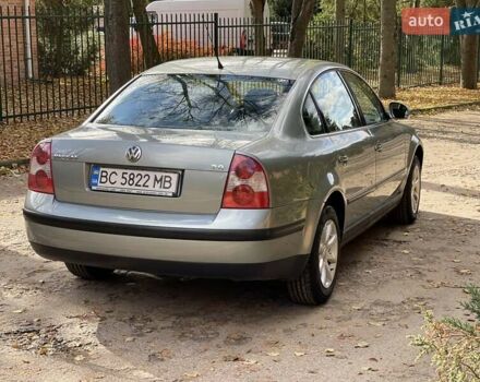 Фольксваген Пассат 2004 в Львове на Automoto.ua Серый Фольксваген Пассат, объемом двигателя 1.98 л и пробегом 197 тыс. км за 5400 $, фото 14 на Automoto.ua