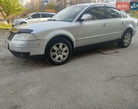 Фольксваген Пассат 2004 в Каменце-Подольском на Automoto.ua Серый Фольксваген Пассат, объемом двигателя 1.98 л и пробегом 320 тыс. км за 3700 $, фото 5 на Automoto.ua