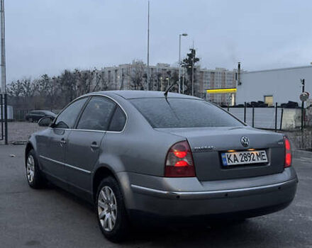 Серый Фольксваген Пассат, объемом двигателя 1.78 л и пробегом 280 тыс. км за 4200 $, фото 3 на Automoto.ua