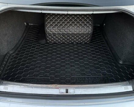 Сірий Фольксваген Пассат, об'ємом двигуна 1.6 л та пробігом 215 тис. км за 5200 $, фото 21 на Automoto.ua