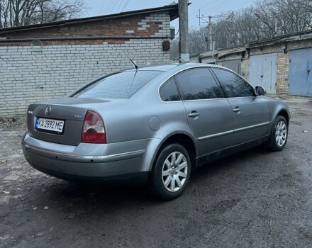 Серый Фольксваген Пассат, объемом двигателя 1.8 л и пробегом 285 тыс. км за 3900 $, фото 3 на Automoto.ua