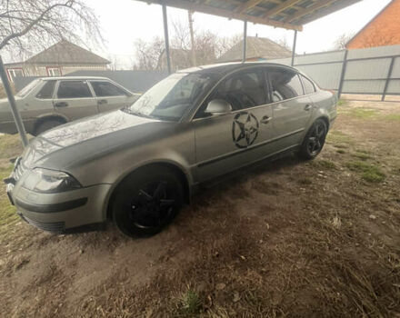 Серый Фольксваген Пассат, объемом двигателя 1.8 л и пробегом 355 тыс. км за 3200 $, фото 2 на Automoto.ua