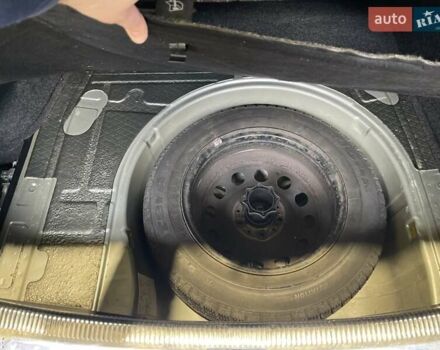 Фольксваген Пассат 2004 в Львове на Automoto.ua Серый Фольксваген Пассат, объемом двигателя 1.98 л и пробегом 197 тыс. км за 5400 $, фото 36 на Automoto.ua