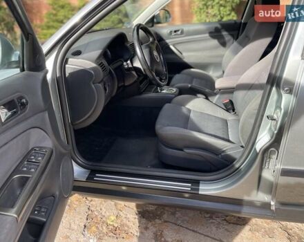 Фольксваген Пассат 2004 в Львове на Automoto.ua Серый Фольксваген Пассат, объемом двигателя 1.98 л и пробегом 197 тыс. км за 5400 $, фото 17 на Automoto.ua