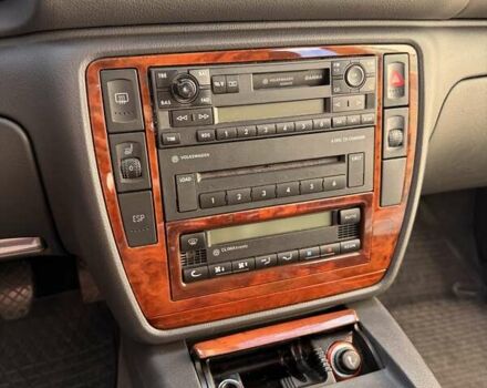 Серый Фольксваген Пассат, объемом двигателя 1.6 л и пробегом 224 тыс. км за 5300 $, фото 16 на Automoto.ua