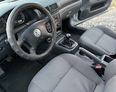 Сірий Фольксваген Пассат, об'ємом двигуна 1.6 л та пробігом 215 тис. км за 5200 $, фото 12 на Automoto.ua