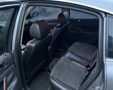 Серый Фольксваген Пассат, объемом двигателя 1.8 л и пробегом 285 тыс. км за 3900 $, фото 13 на Automoto.ua