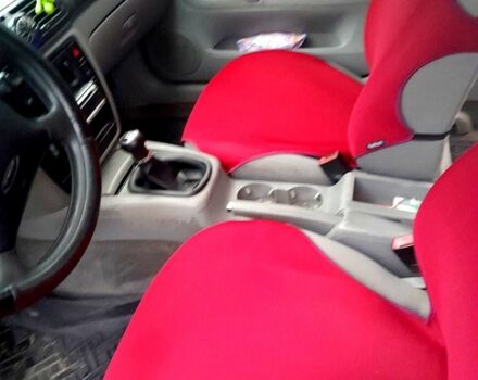 Серый Фольксваген Пассат, объемом двигателя 1.6 л и пробегом 320 тыс. км за 4999 $, фото 5 на Automoto.ua