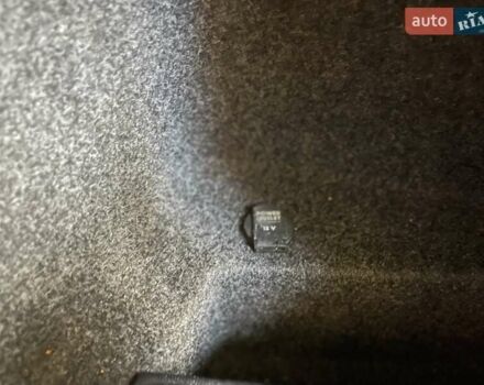 Фольксваген Пассат 2004 в Львове на Automoto.ua Серый Фольксваген Пассат, объемом двигателя 1.98 л и пробегом 197 тыс. км за 5400 $, фото 37 на Automoto.ua