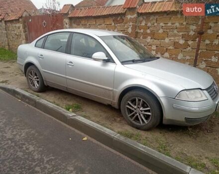 Серый Фольксваген Пассат, объемом двигателя 1.78 л и пробегом 330 тыс. км за 5000 $, фото 12 на Automoto.ua