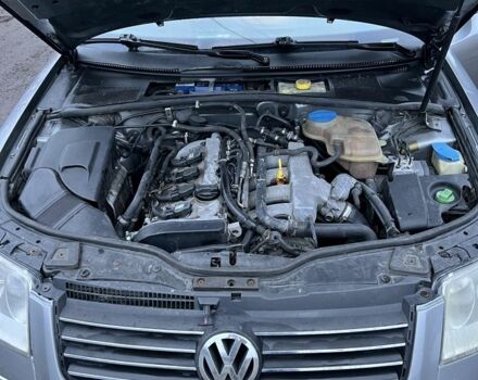 Серый Фольксваген Пассат, объемом двигателя 1.8 л и пробегом 285 тыс. км за 3900 $, фото 16 на Automoto.ua