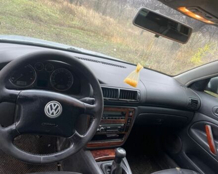 Сірий Фольксваген Пассат, об'ємом двигуна 0 л та пробігом 350 тис. км за 1550 $, фото 2 на Automoto.ua