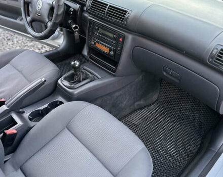 Сірий Фольксваген Пассат, об'ємом двигуна 1.6 л та пробігом 215 тис. км за 5200 $, фото 18 на Automoto.ua