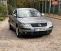 Фольксваген Пассат 2004 в Львове на Automoto.ua Серый Фольксваген Пассат, объемом двигателя 1.98 л и пробегом 197 тыс. км за 5400 $, фото 3 на Automoto.ua