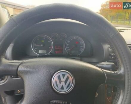 Серый Фольксваген Пассат, объемом двигателя 2.5 л и пробегом 290 тыс. км за 5500 $, фото 1 на Automoto.ua