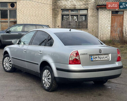 Сірий Фольксваген Пассат, об'ємом двигуна 1.6 л та пробігом 305 тис. км за 4500 $, фото 3 на Automoto.ua