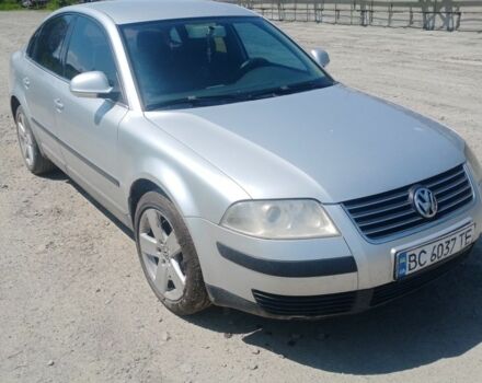 Серый Фольксваген Пассат, объемом двигателя 1.8 л и пробегом 295 тыс. км за 3500 $, фото 1 на Automoto.ua