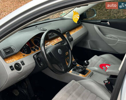 Сірий Фольксваген Пассат, об'ємом двигуна 1.6 л та пробігом 209 тис. км за 6299 $, фото 31 на Automoto.ua