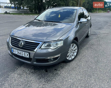 Серый Фольксваген Пассат, объемом двигателя 1.6 л и пробегом 216 тыс. км за 6700 $, фото 3 на Automoto.ua