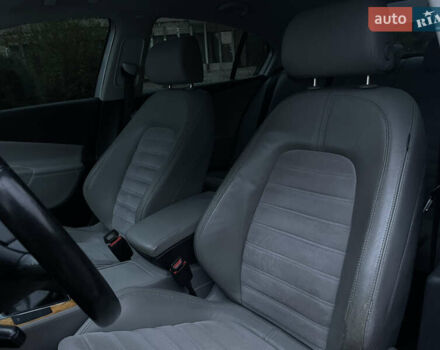 Сірий Фольксваген Пассат, об'ємом двигуна 1.6 л та пробігом 209 тис. км за 6299 $, фото 33 на Automoto.ua